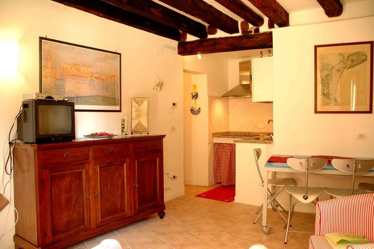 1410 Castello Apartamento Veneza Exterior foto